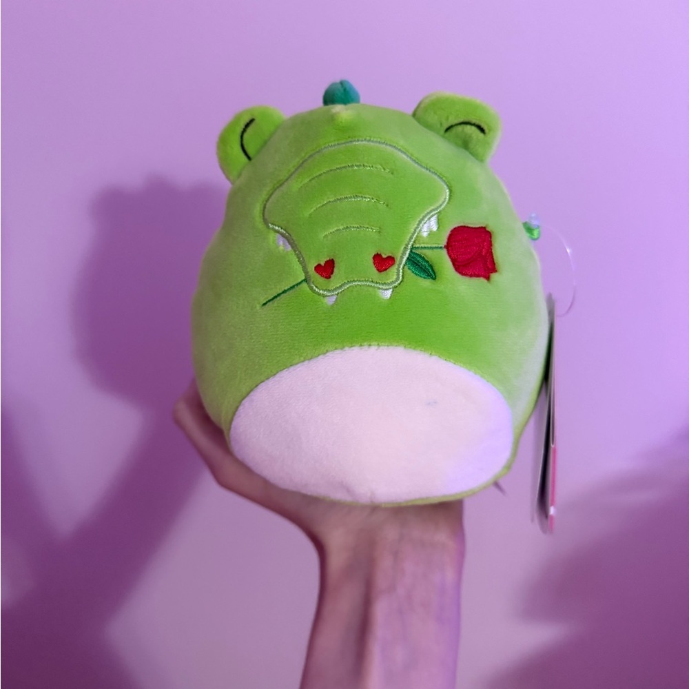 US 🇺🇸 Exclusive 5” Valentine’s Day Arthur Squishmallow (Defect)